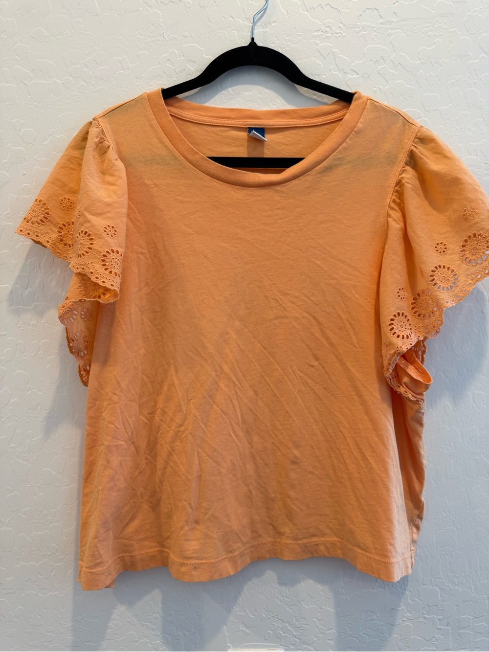 Old Navy Peach Eyelet Flutter Sleeve Tee